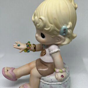 3   Figuras de porcelana coleccionables -PRECIOUS MOMENTS